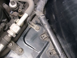 エアクリーナーボックス下 アース強化