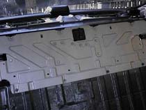 座席・背もたれ・遮音シート・スピーカーボードを取った図