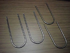 キャップを外して引っ張る