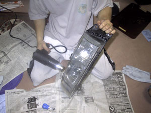 ヒートガンでブチルゴムを温める